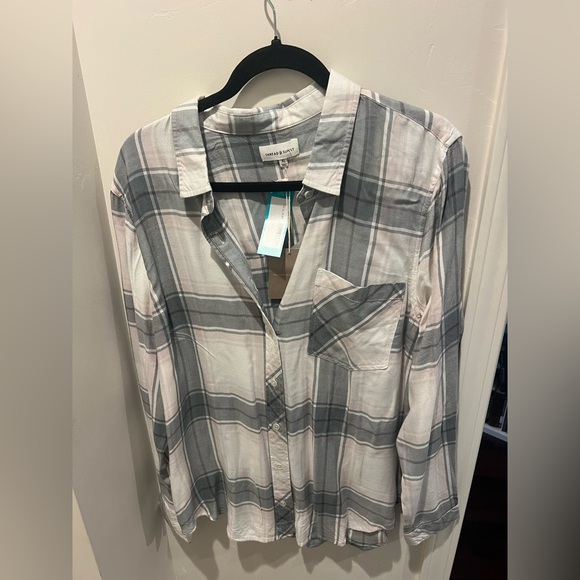 Thread & Supply Tops - Thread & Supply Gray and White Checkered Shirt